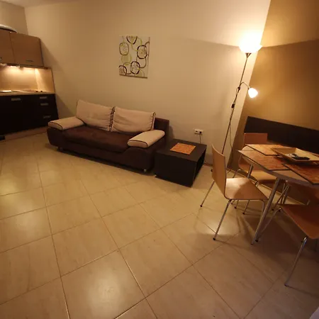 Menada Grand Apartment Aheloy
