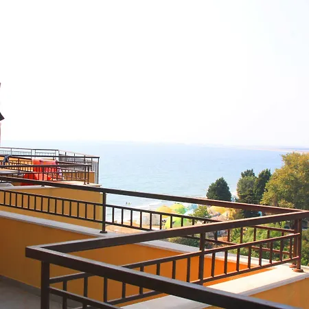 Menada Grand Apartment Aheloy