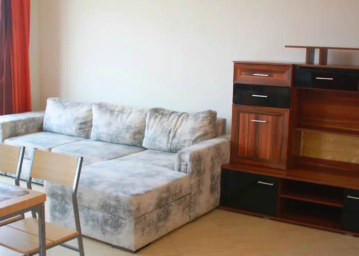 Апартаменты Menada Grand *