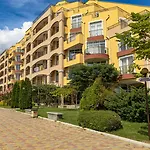 Apartment Menada Grand