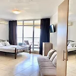 Apartment Menada Grand