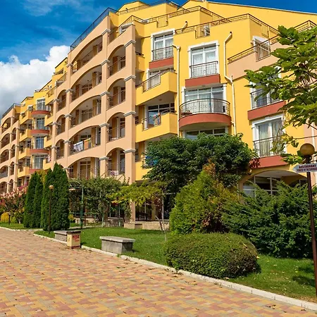 Apartment Menada Grand *