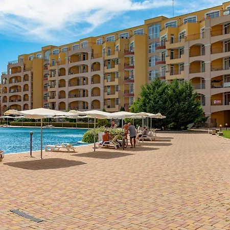 Menada Grand * أهيلوي