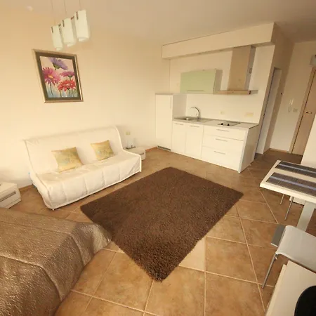 Menada Grand * أهيلوي