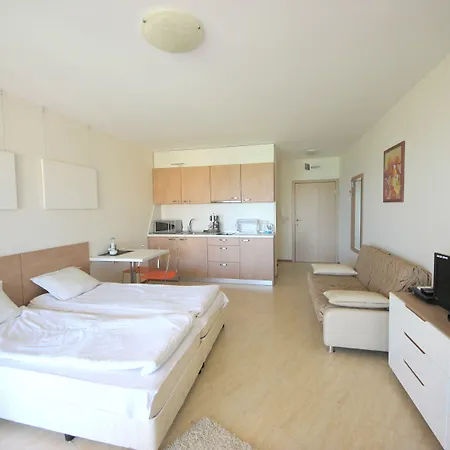 Menada Grand Apartmán *