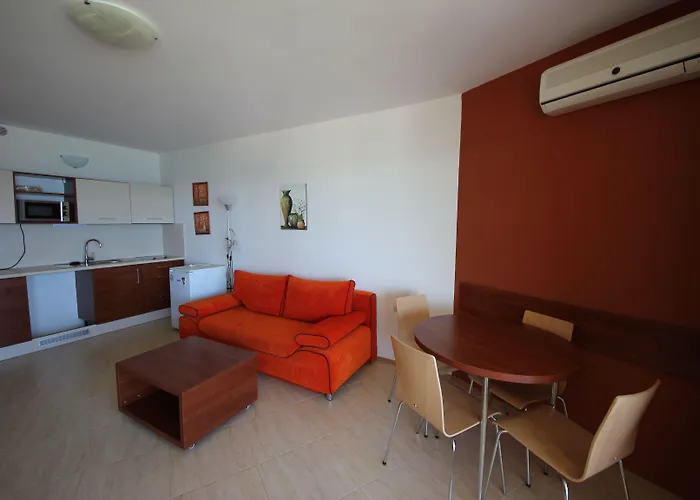 Menada Grand Διαμέρισμα Aheloy