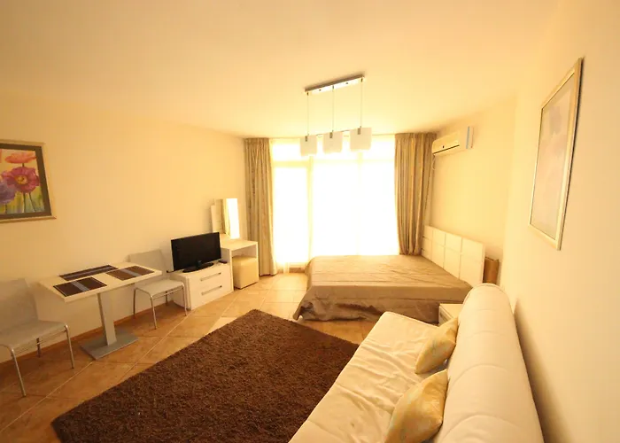 Διαμέρισμα Menada Grand *