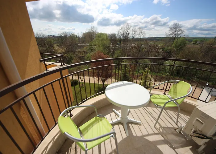 Διαμέρισμα Menada Grand